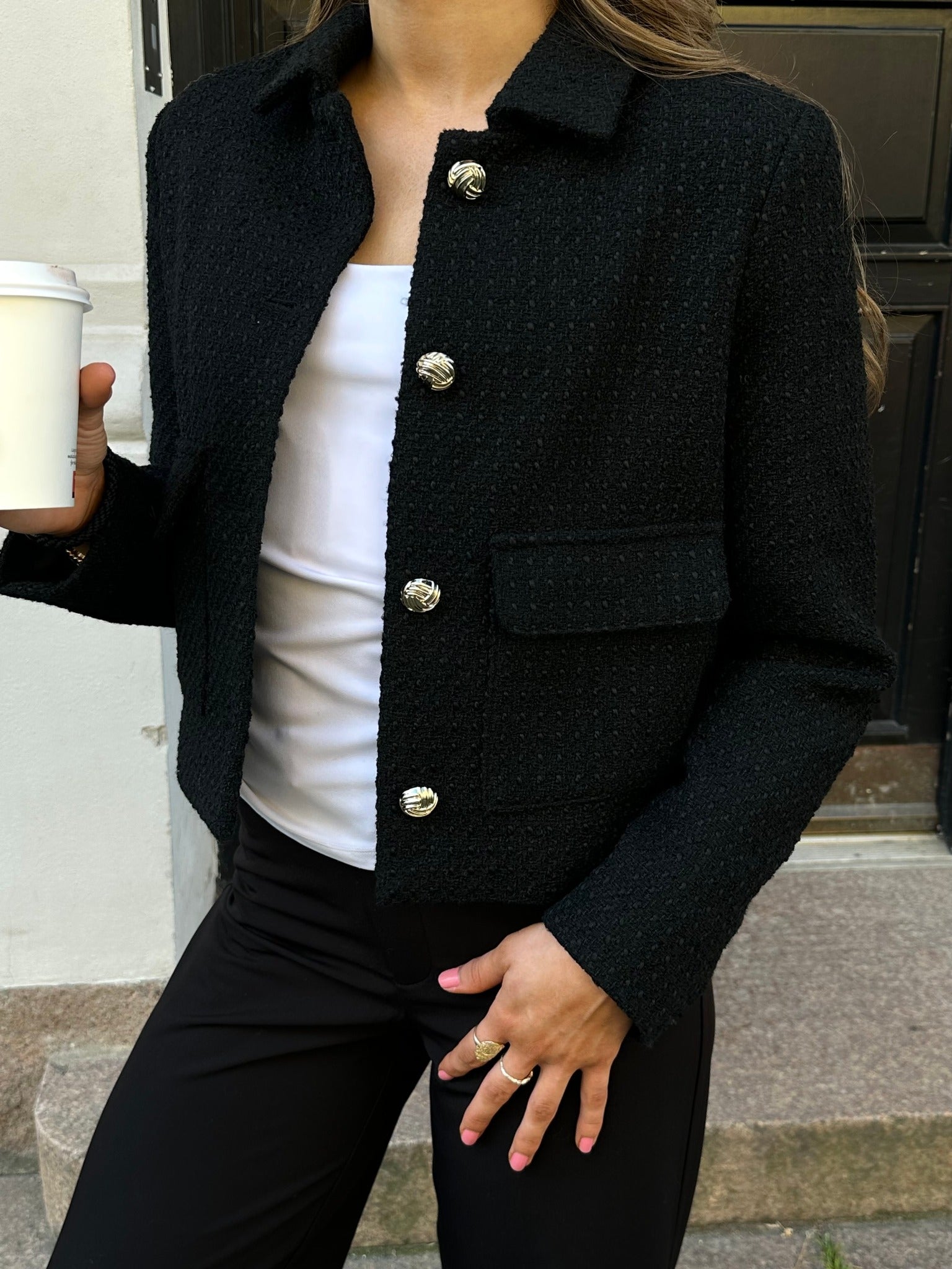 AWNAOKO Jacket - Black